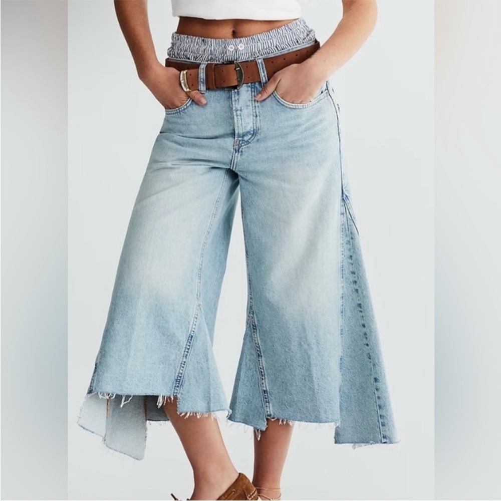 NEW We The Free Ripple Wide-Leg Crop Jeans Sz 28